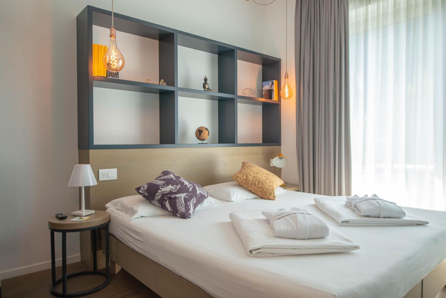 Glocal Torbole Hotel Torbole Sul Garda Bagian luar foto