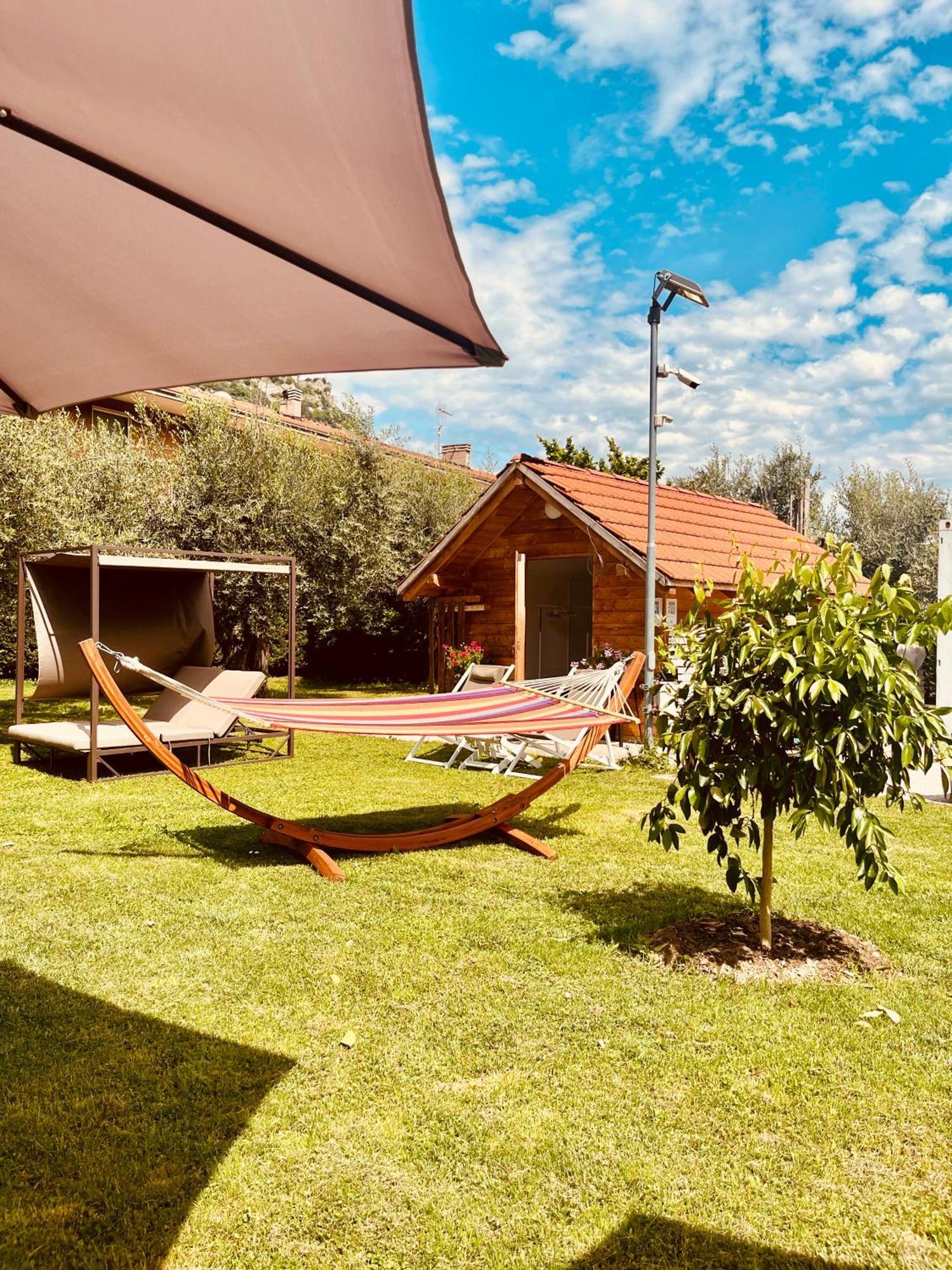 Glocal Torbole Hotel Torbole Sul Garda Bagian luar foto