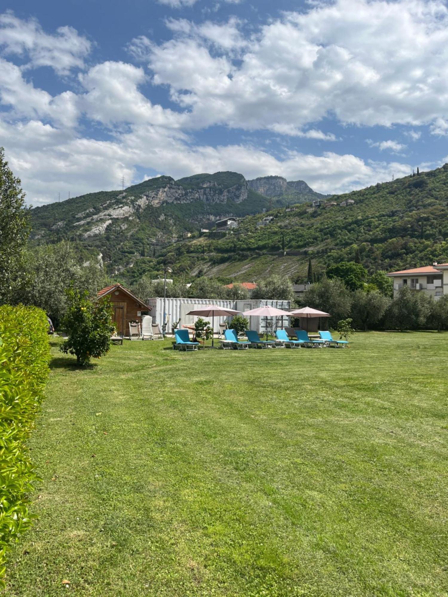 Glocal Torbole Hotel Torbole Sul Garda Bagian luar foto