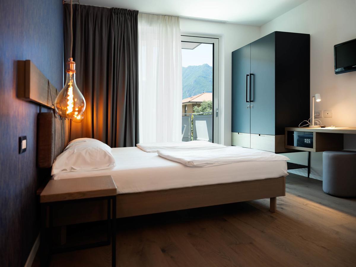 Glocal Torbole Hotel Torbole Sul Garda Bagian luar foto